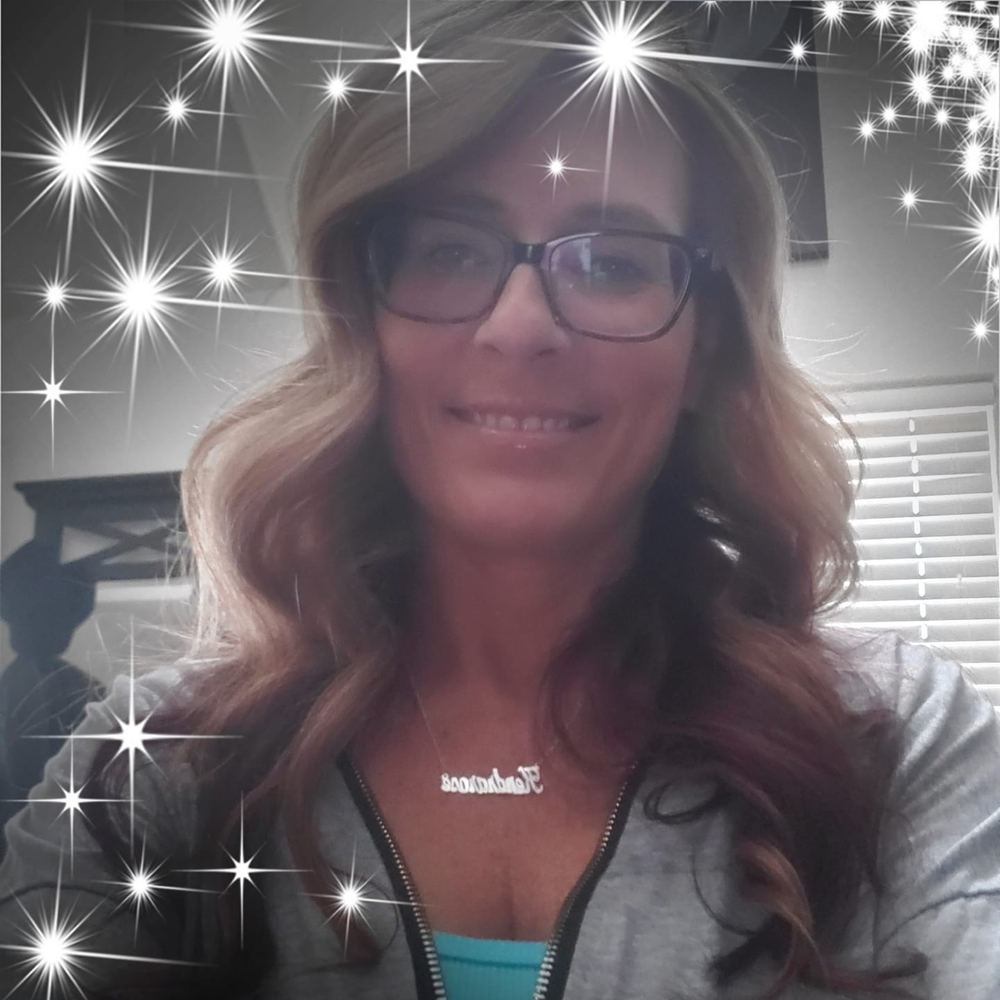 Meet your Posher, Kendra